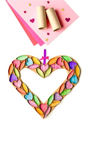 Vicki | kids art, crafts and activity ideas | Heart wreath craft - toilet paper roll art ❤️ Simple, fun and perfect for kids, they only take a few mins to prep! To make ours I pre cut... | Instagram