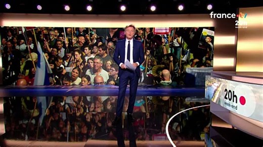 Le duplex d'un journaliste du "20h" de Laurent Delahousse interrompu en direct après l'intrusion d'u