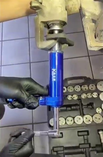 Reverse Brake Caliper Pistons in Seconds with This Tool