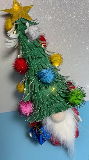 154K views · 2.3K reactions | Guarda cosa realizza con una bottiglia di plastica  #fblifestyle | Creativemamy Only Christmas | Facebook