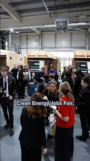 Ed Miliband speaks to students in Barnsley about clean energy careers