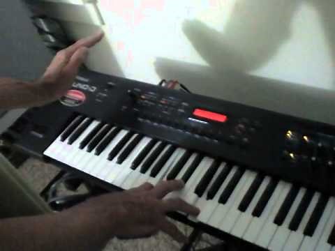 Roland Juno D synthesizer Tutorial instructional Demo of D beam operation