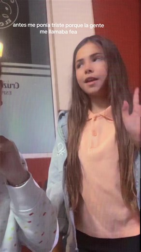 Videos de 𝒜𝓁𝒷𝒶❤️💜 (@alba_012) con “sonido original - Ivideos🖤”