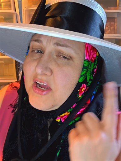 Imagine living rent free in mofos minds who's mindset & lifestyle you're actively avoiding #plautdietsch #lowgerman #mennonites #mennonite