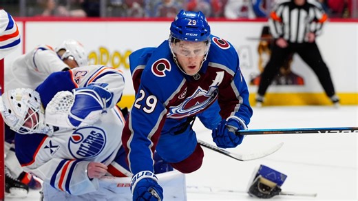 Nathan MacKinnon gets game misconduct after collision with goalie