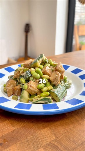 Smashed Cucumber & Tempeh Noodle Salad with Tahini Chilli Dressing #highprotein #plantbased
