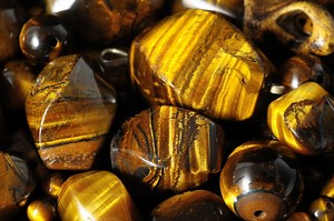 How Can You Tell a Real Tiger Eye Stone? - What Box Game