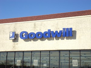 Making Year-End Donations to Goodwill
