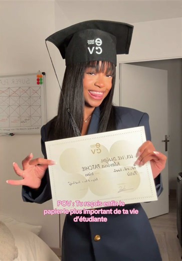 BAC 5 en UX/UI Design validé 🙂‍↔️🎓✅ #klavina #antonyellaptc | ux ui design