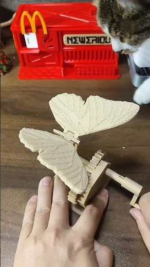 3D Printed Mechanical Bionic Butterfly Toy