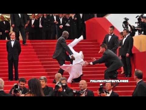jason derulo falls down stairs at grammys