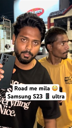 Road me mila s23 ultra 😳😱#shorts #ytshorts #s23ultra #panditchai #viral