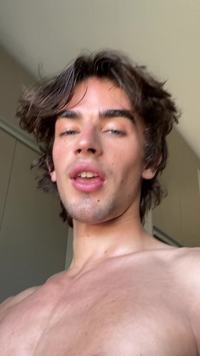 Finn (@finnparsonage_)’s videos with original sound - Rainaa Arabella