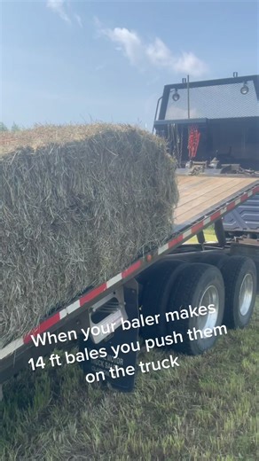 John Deere 14ft Square Bale Spear: Find the Right Equipment