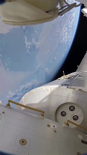 15M views · 427K reactions | NASA Space Walk 41 in HD (Outside the International Space Station) 勞勞 | Kingsley William | Facebook