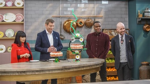 Bake Off: The Professionals S04E01