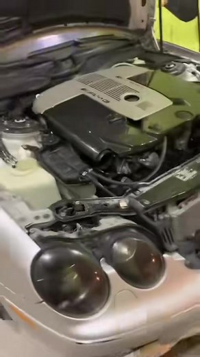 Mercedes-Benz CL65 AMG: V12 BiTurbo Power