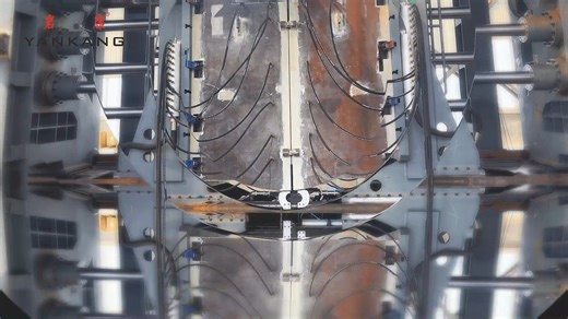 1.5K views · 33 reactions | The 5000L blow molding machine can be used to produce water tanks from 1000L to 5000L in 1-10 layers. Good operation and production for customers to explore new markets escort, in line with its quality after-sales service by the majority of customers praise and repurchase. | Yankang Blow Molding Machines | Facebook