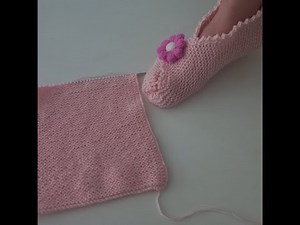 Hausschuhe / Puschen im Quadrat mit Überschlag