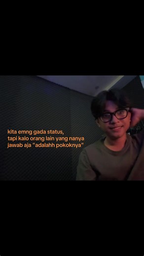 Kota Ini Tak Sama Tanpamu: Isyarat dan Status