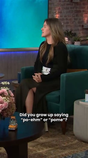 Matthew McConaughey & Kelly talk Texas twang 🤠 | The Kelly Clarkson Show