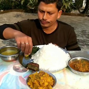 272K views · 6.7K reactions | Kata Pona Mach Diea Bes Khelam Ajke | Rice | Sorse Shak | Fulkopy Alu Bori Curry | Indian Food Eating Show | Facebook