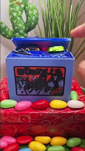 trying to give godzilla ostern schoko candy #viral #satisfying #asmr #challenge #candy #shorts