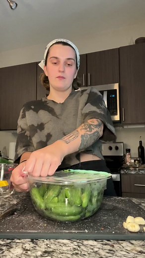 SPICY Pickles 😘🔥🌶️✨ #pickles #pickletok #izeatz