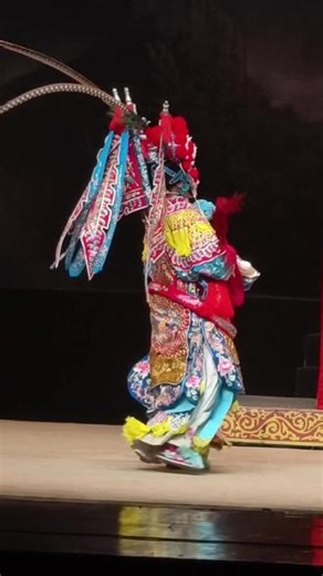 樊梨花的功夫真不错！马童也很厉害！ 杜永真饰演樊梨花，豫剧《三上关》片段。#豫剧 #河南豫剧院青年团 #杜永真 #豫剧三上关 #刀马旦