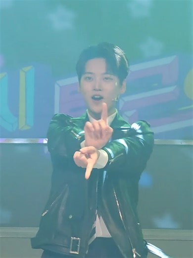 260503 뮤지컬 #6시퇴근 🎸 6시퇴근 🤟🏼✨️ #강석화 #위아이 #kangseokhwa #wei @위아이(WEi)