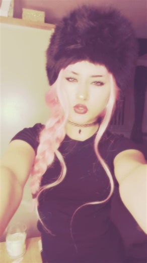 yr.vampirex (@yr.vampirex)’s videos with original sound - Angie ♡