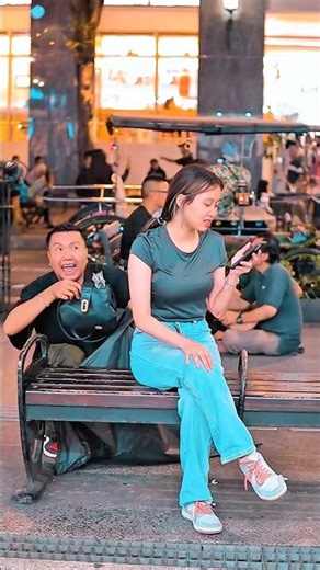 Prank beautiful woman makes you laugh to your heart's content 😂😝 #shorts #trending #viral