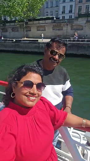 France Saine River Boating #anithavijay #muscatcouple #travelblogger #mgrsong #songreels | AnithaVijay AnithaVijay