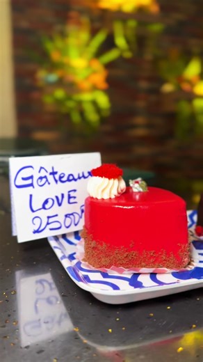 Nos gâteaux loves ❤️sont disponibles #opera