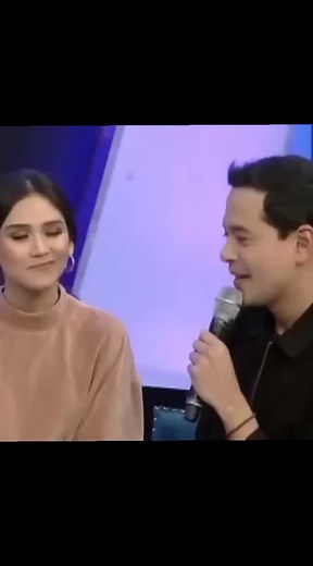 John Lloyd Cruz Visits Sarah Geronimo on GGV