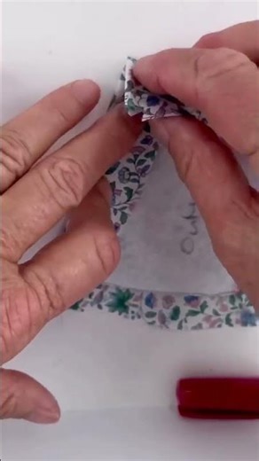 Glue or Thread Baster? This Time I'm Gluing My Hand Stitching Project #handstitch #epp #slowstitch