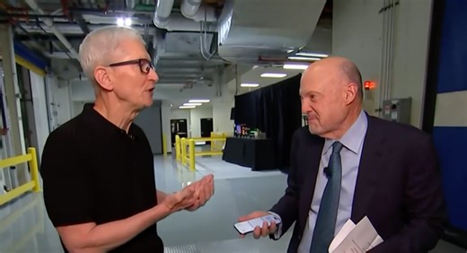 CNBC's Jim Cramer speaks with Apple CEO Tim Cook at Corning plant in Kentucky