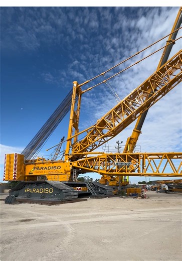 Exploring the Liebherr LR11000 and LTM1500 Cranes