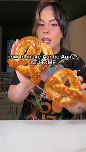 Auntie Anne’s pretzels AT HOME 🥨 #recipe #reels #copycatrecipe #dominosgirl | Mazer Lazer