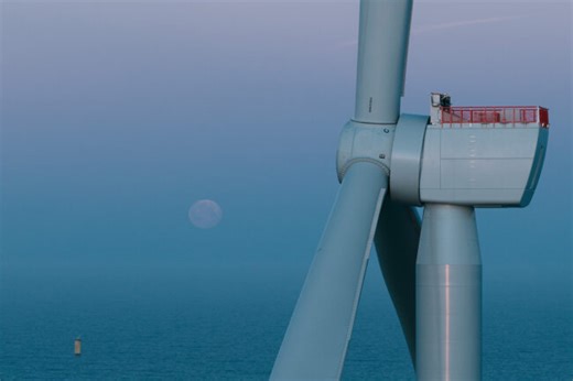Thor offshore wind farm : RWE delivers electricity to Danish grid ahead of