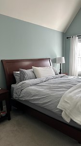 But seriously…. Saturday is Sheets & Towels Day in the Clean Mama Routine! Join us in 2026 for your tidiest home ever - comment GUIDE and I’ll send you the Free Cleaning Routine Basics Guide✨ If you’re looking for the best toxin free laundry products that actually work, check out the Clean Mama Shop! | CLEAN MAMA