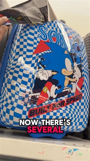 G to The Next Level 💛🤍💜🖤 on Instagram: "Check out the Sonic luggage I found! There are several Sonic the hedgehog designs for this size luggage but i think I like this one the most since it’s Classic Sonic."