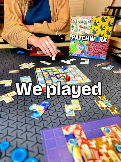Do you like quilts? 🧵🪡 Do you like fitting Tetris-type pieces together? Do you like buttons? If so- Patchwork might be a game for you! 😌 #patchworkgame #boardgames #lookoutgames #allthegames #vlog