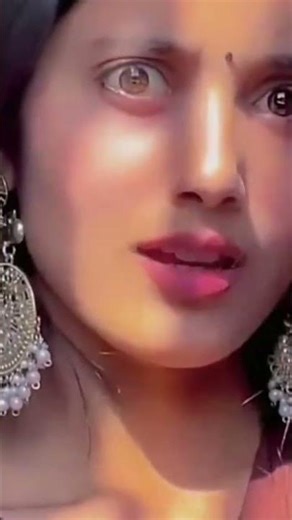 Dhire Dhire Raja ✨ | Bhojpuri Vibes #Shorts #BhojpuriSongExpression Queen! ❤️ Dhire Dhire Raja.. #Vi
