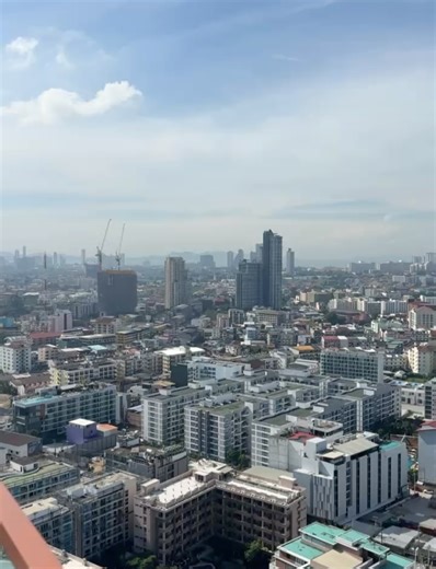 Amanda Zakri on Instagram: "The first video in my Thailand series is out now on YouTube! As a nomad this country has become a must-visit each year"