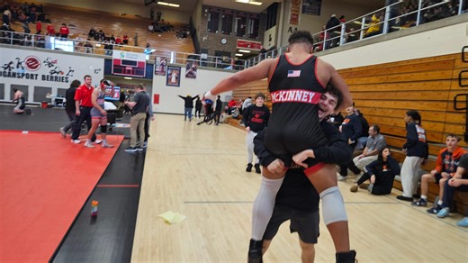 Strong bond ties Jeff wrestlers RJ McCoy, Robert McKinney together
