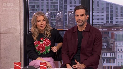 🚨 Scam Interceptors’ Nick Stapleton shares what he calls the most horrific type of con he’s ever seen. Fraudsters are exploiting videos of children with cancer to steal money by using genuine family footage to ask for “donations”. | BBC Morning Live