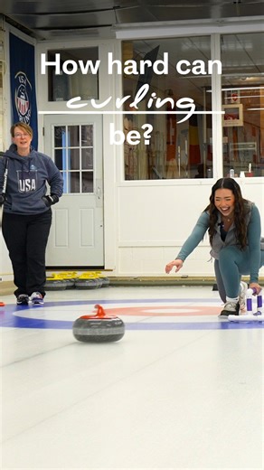 When the algorithm starts feeding you videos of Snoop Dogg and Jason and Kylie Kelce learning how to curl, it must be time for the #WinterOlympics. #Curling, which officially became an Olympic sport in 1998, has already kicked off with mixed doubles, which found Team USA claim a silver medal, its first-ever in the event. Ahead of the Milan Olympic Games, Inquirer sports reporter Ariel Simpson had the opportunity to get some hands-on training at the #PhiladelphiaCurlingClub. 📝 by Ariel Simpson /