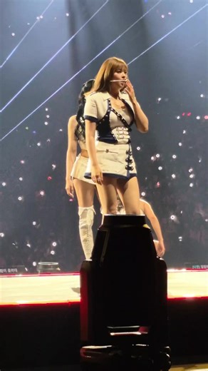 Jeongyeon at rogers arena vancouver 2026!! 💘 @TWICE #twice #twicevancouver #rogersarena #vancouver #jeongyeon