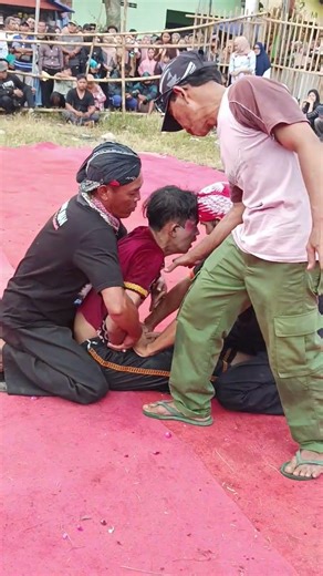 pertolongan kesurupan